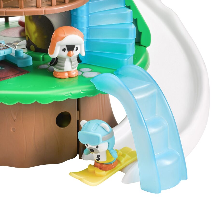 The Alpine Ski Resort Playset by Klorofil